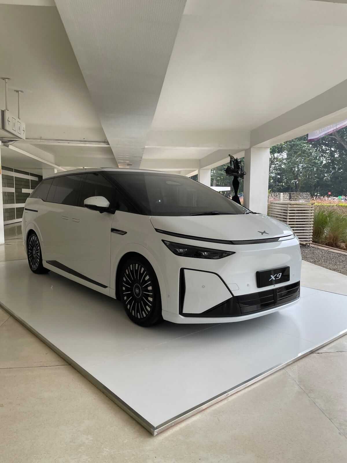 All New XPENG X9 Pro foto 11