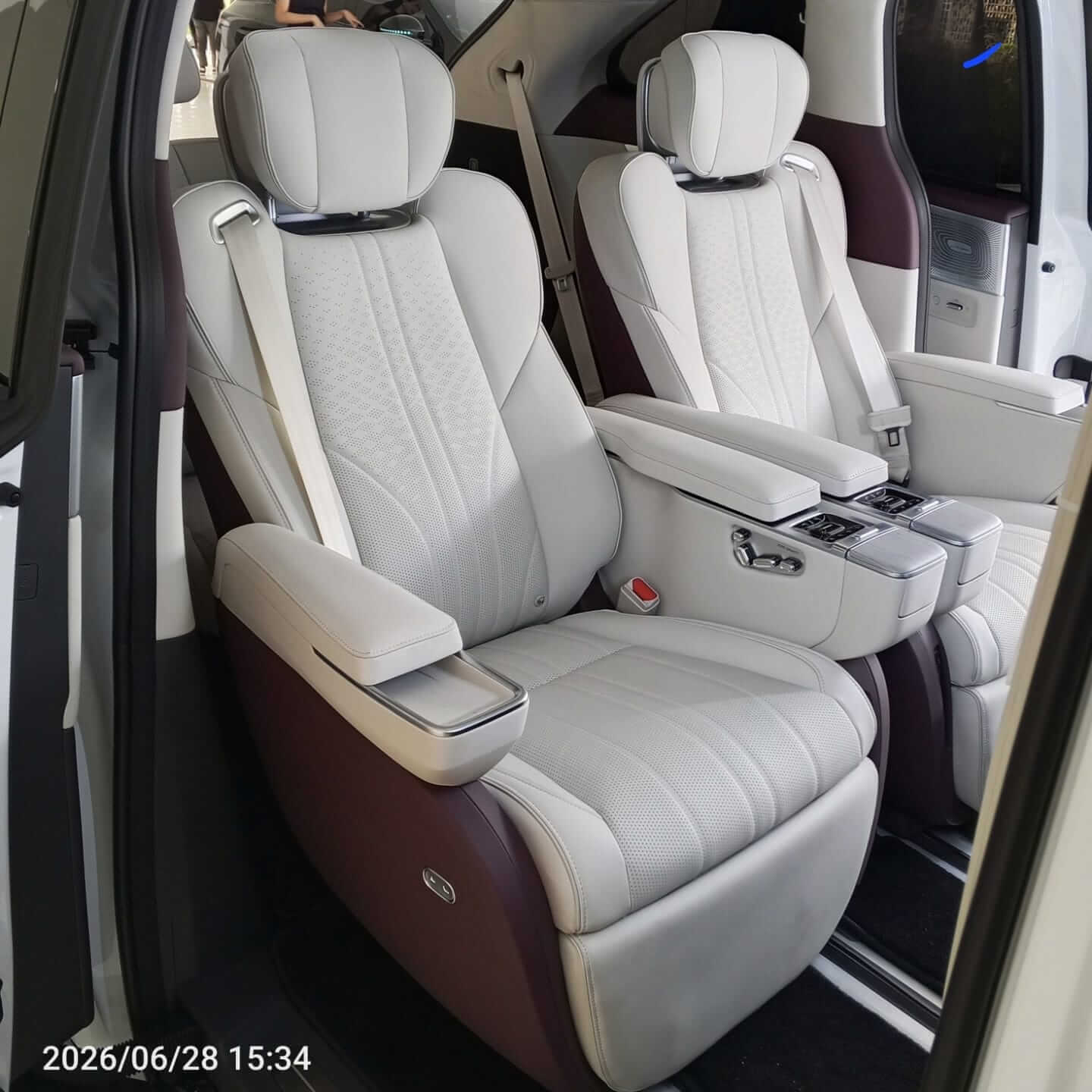 All New XPENG X9 Pro foto 19