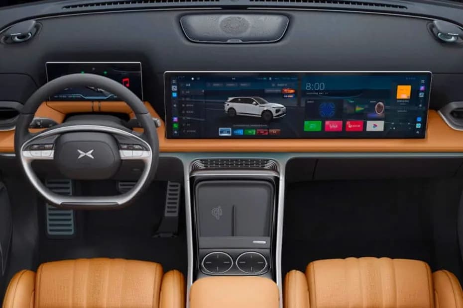 Flagship Smart Cockpit